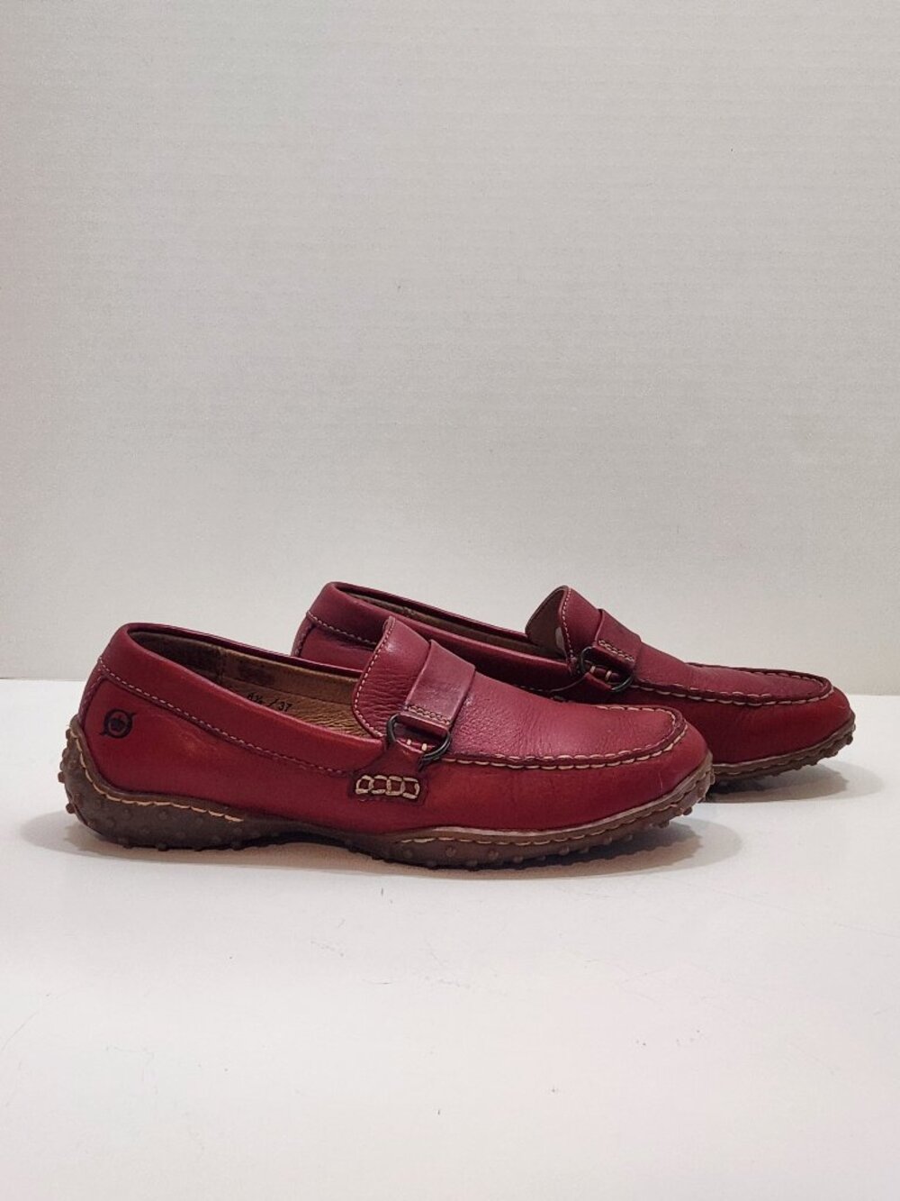 Born Red Leather Driving Loafers Moc Shoes Women's Size 6.5 M/EUR 37